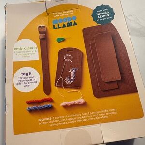 Mondo Llama Brown Embroidery Kit
